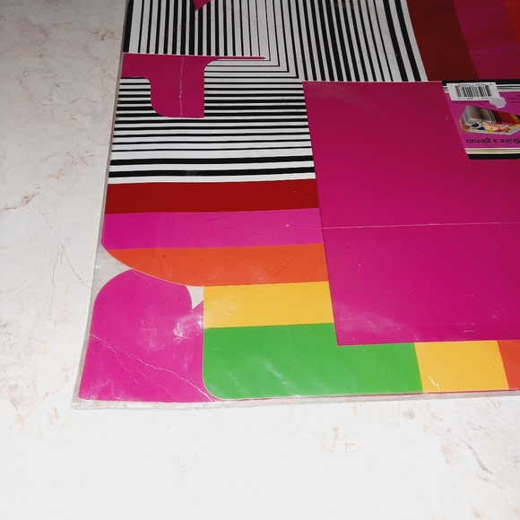 Rainbow Black & White Stripe Bakery Cake Window Box French Bull - Picture 4 of 13